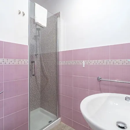 بيت ضيافة Cavour 4*