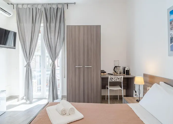 Cavour Rooms Pensionat