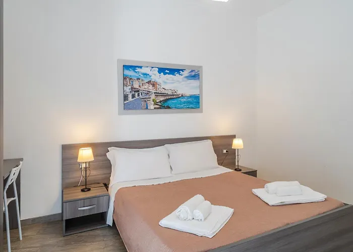Cavour Rooms Pensionat 3*