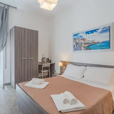 Cavour Συρακούσες